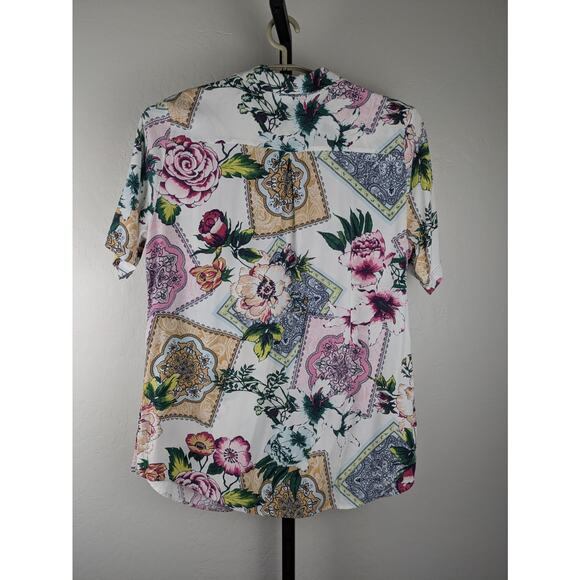 Chico's Floral Tiles Tunic Button Front Top colorful mix print - Picture 3 of 8